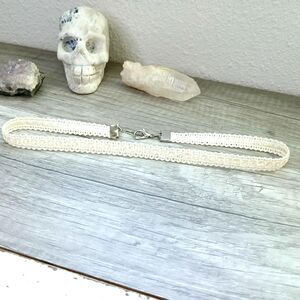 Ribbon Choker Necklace 13"